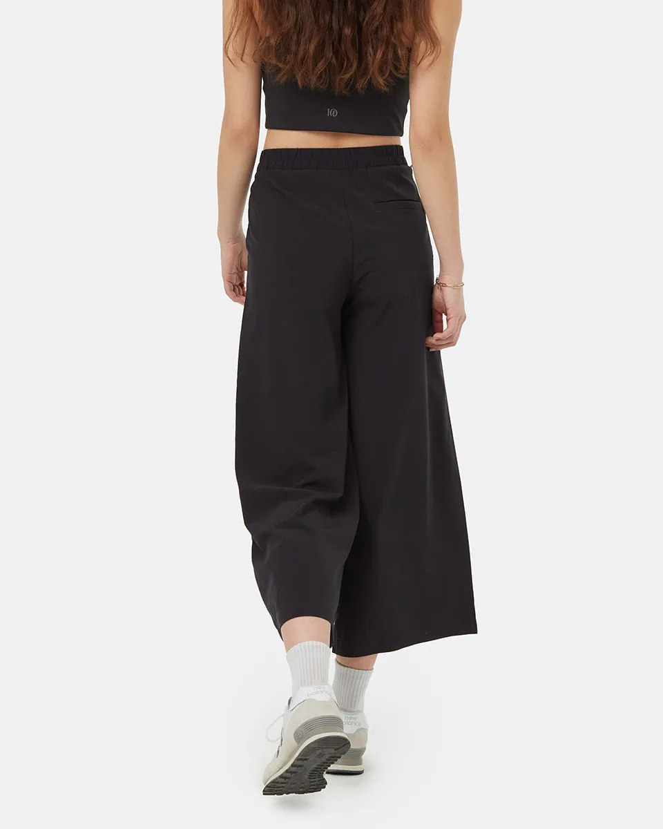 inMotion Cropped Wide Leg Pant