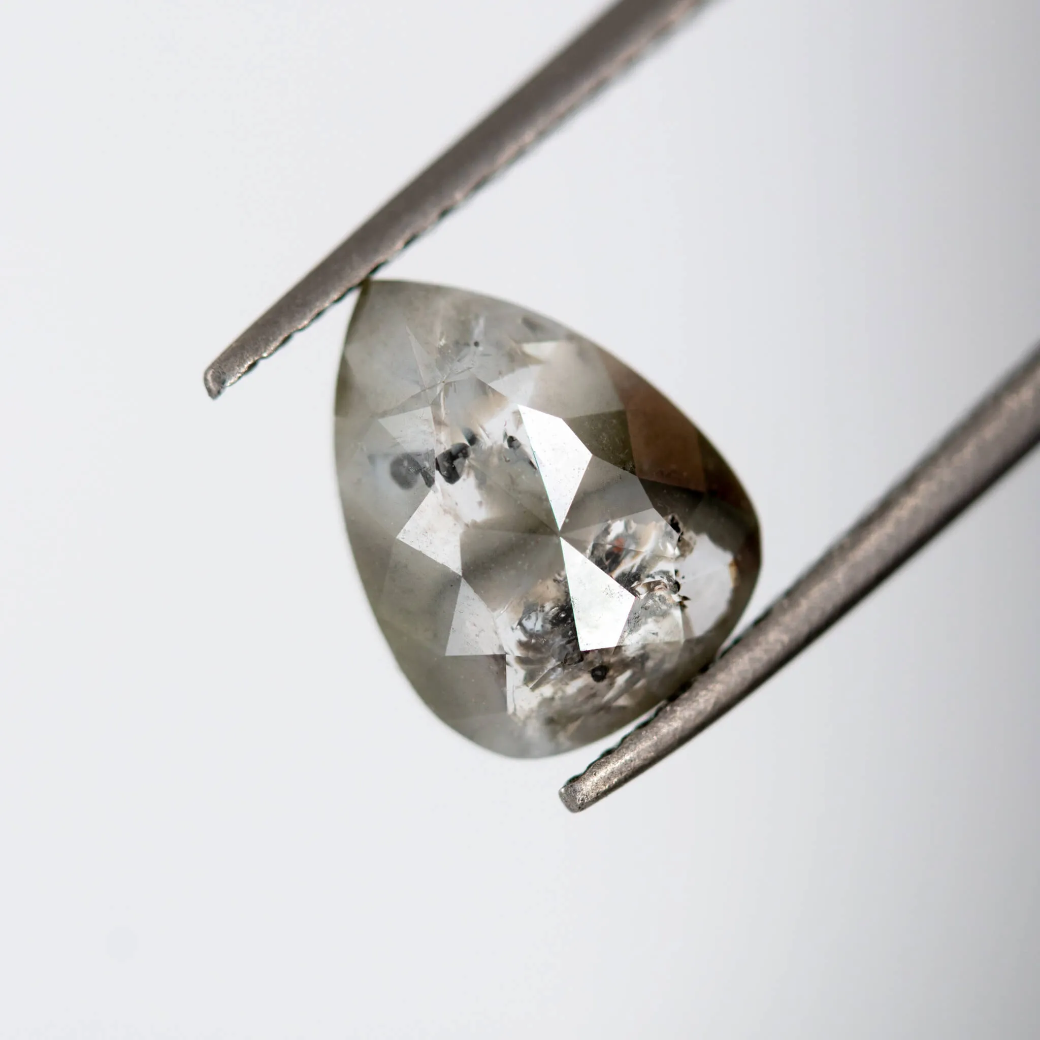 Ld023 Teardrop Rosecut Salt and Pepper Diamond