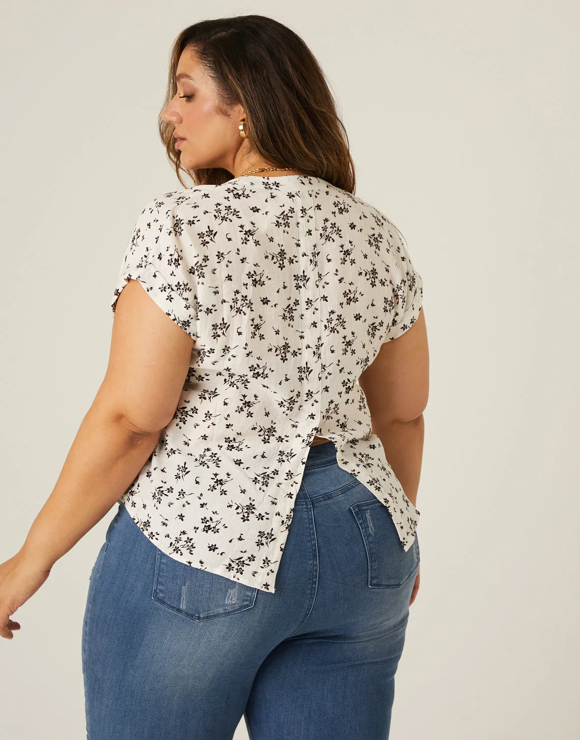 Plus Size Woven Floral Blouse
